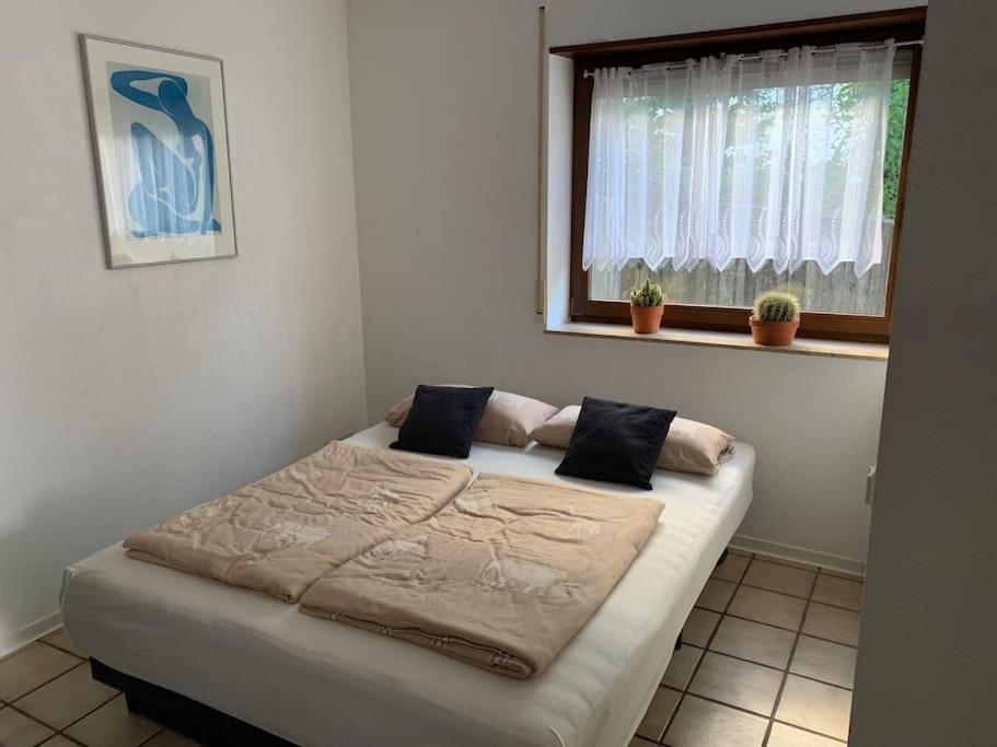 Ruhige Wohnung Im Schwarzwald Pforzheim Exterior foto